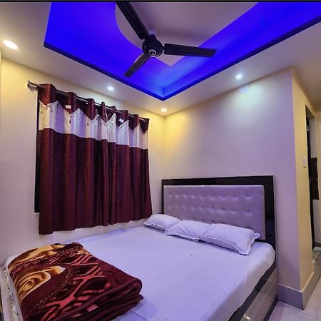 Hotel Ilora By Wb Inn Tarapith Exterior photo