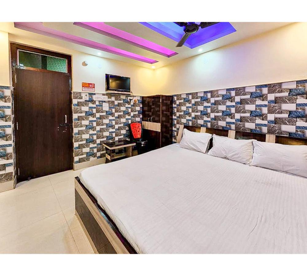 Hotel Ilora By Wb Inn Tarapith Exterior photo