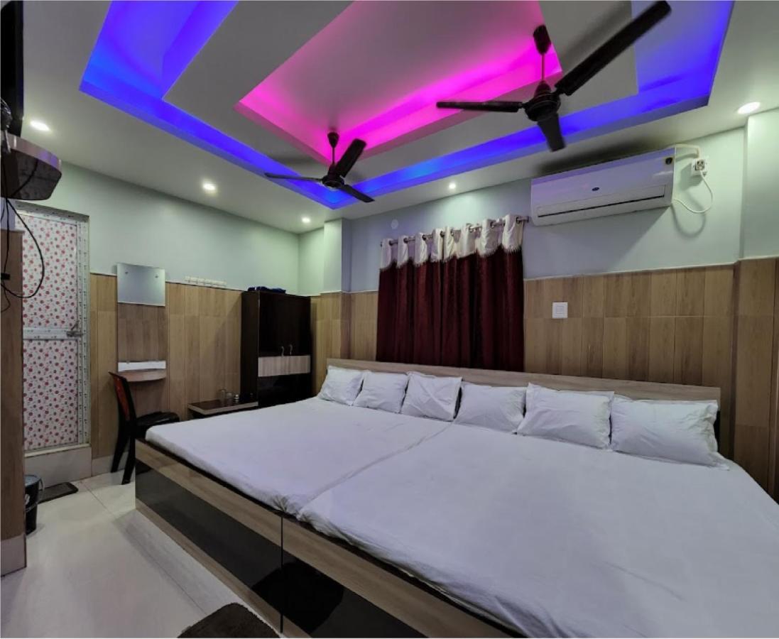 Hotel Ilora By Wb Inn Tarapith Exterior photo