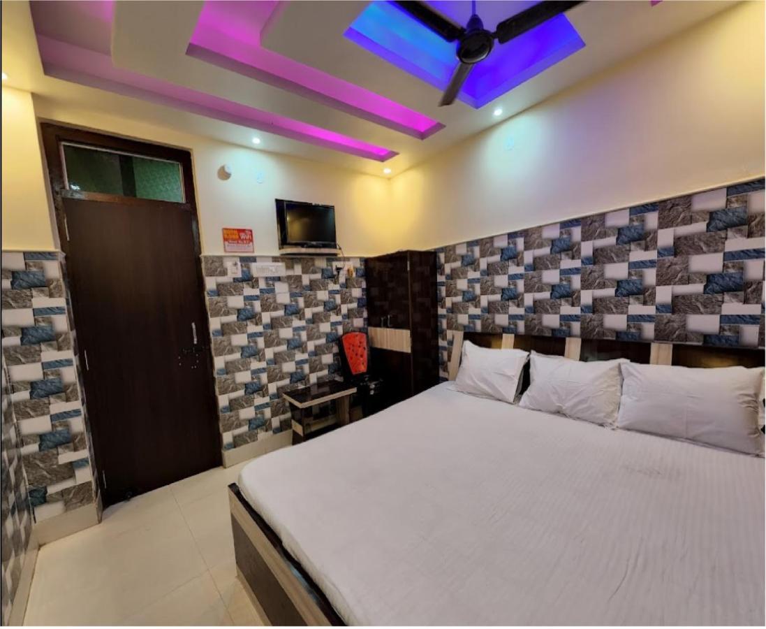 Hotel Ilora By Wb Inn Tarapith Exterior photo